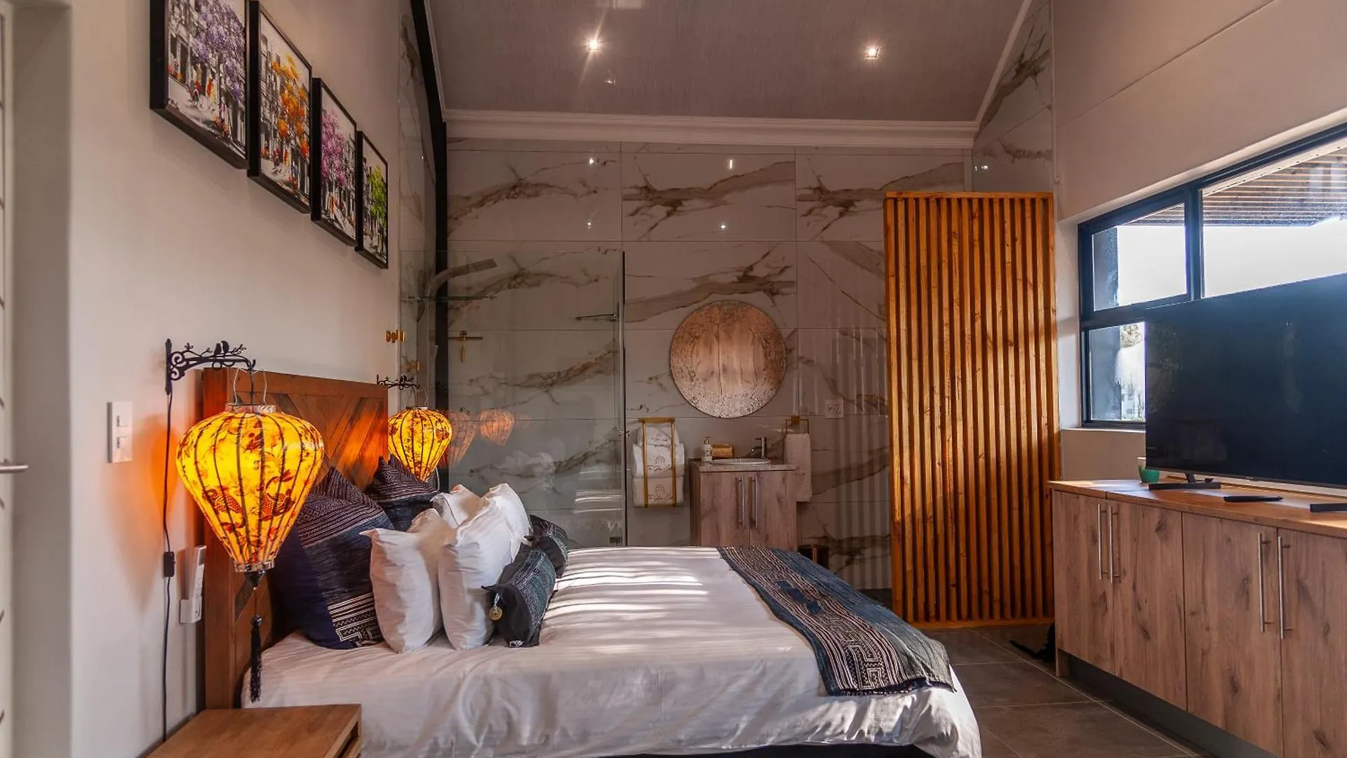 The Glass Castle Retreat Sir Lowry Pass Villa