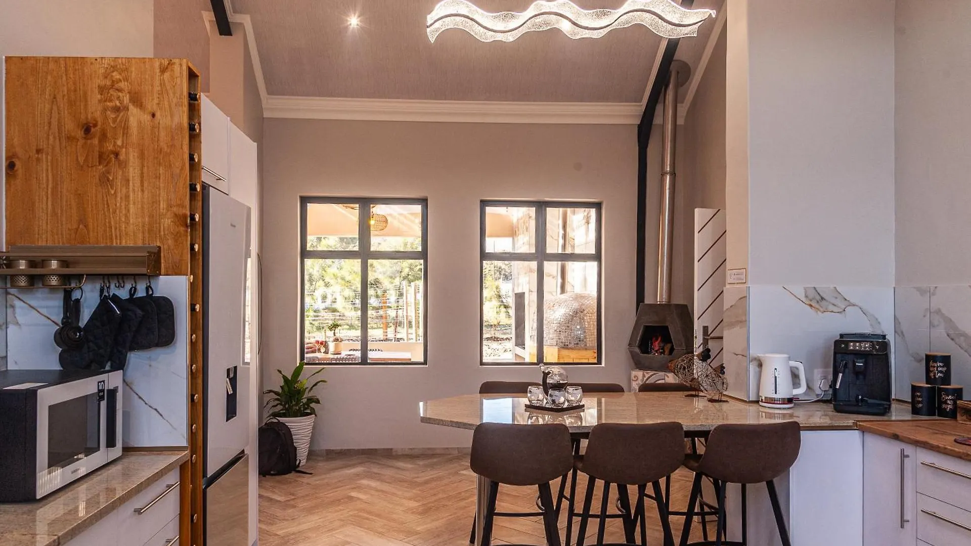Villa The Glass Castle Retreat Sir Lowry Pass