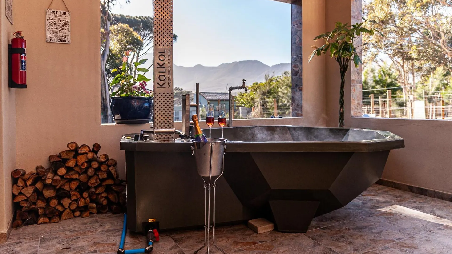 Villa The Glass Castle Retreat Sir Lowry Pass