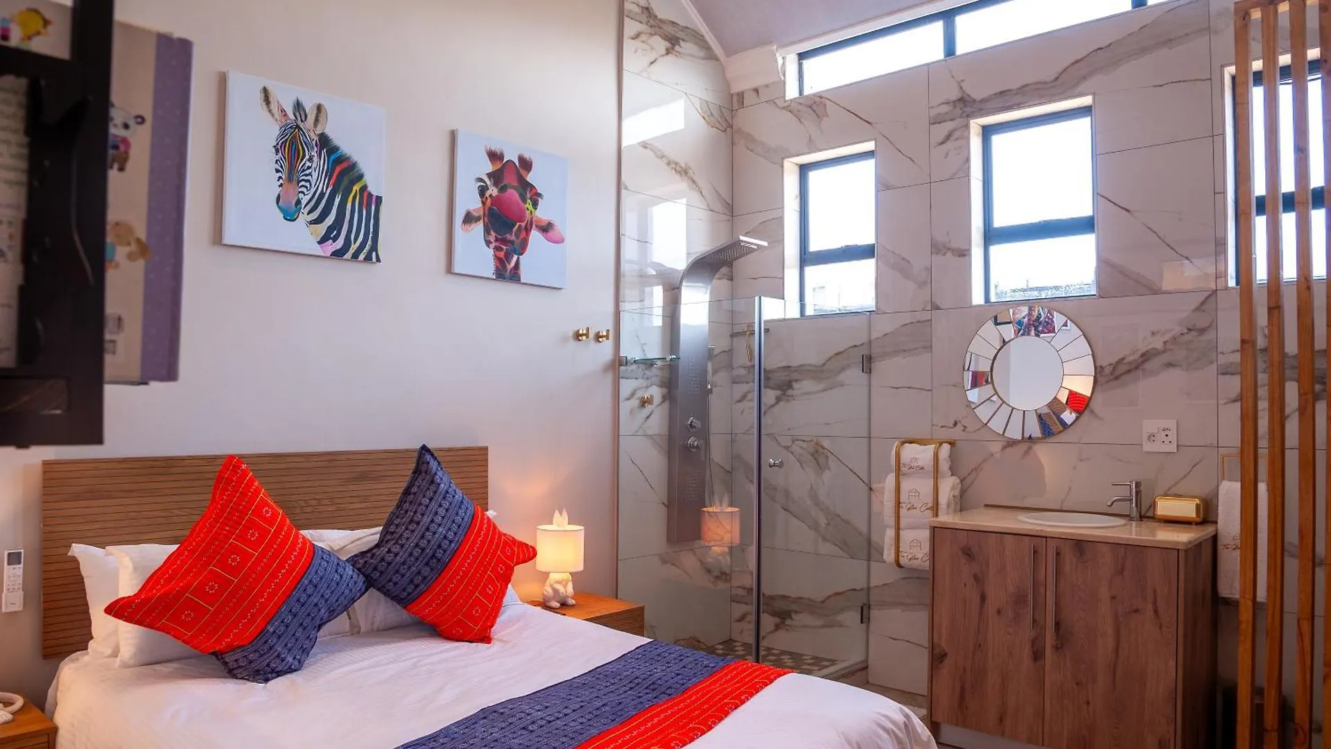 The Glass Castle Retreat Sir Lowry Pass Sudafrica