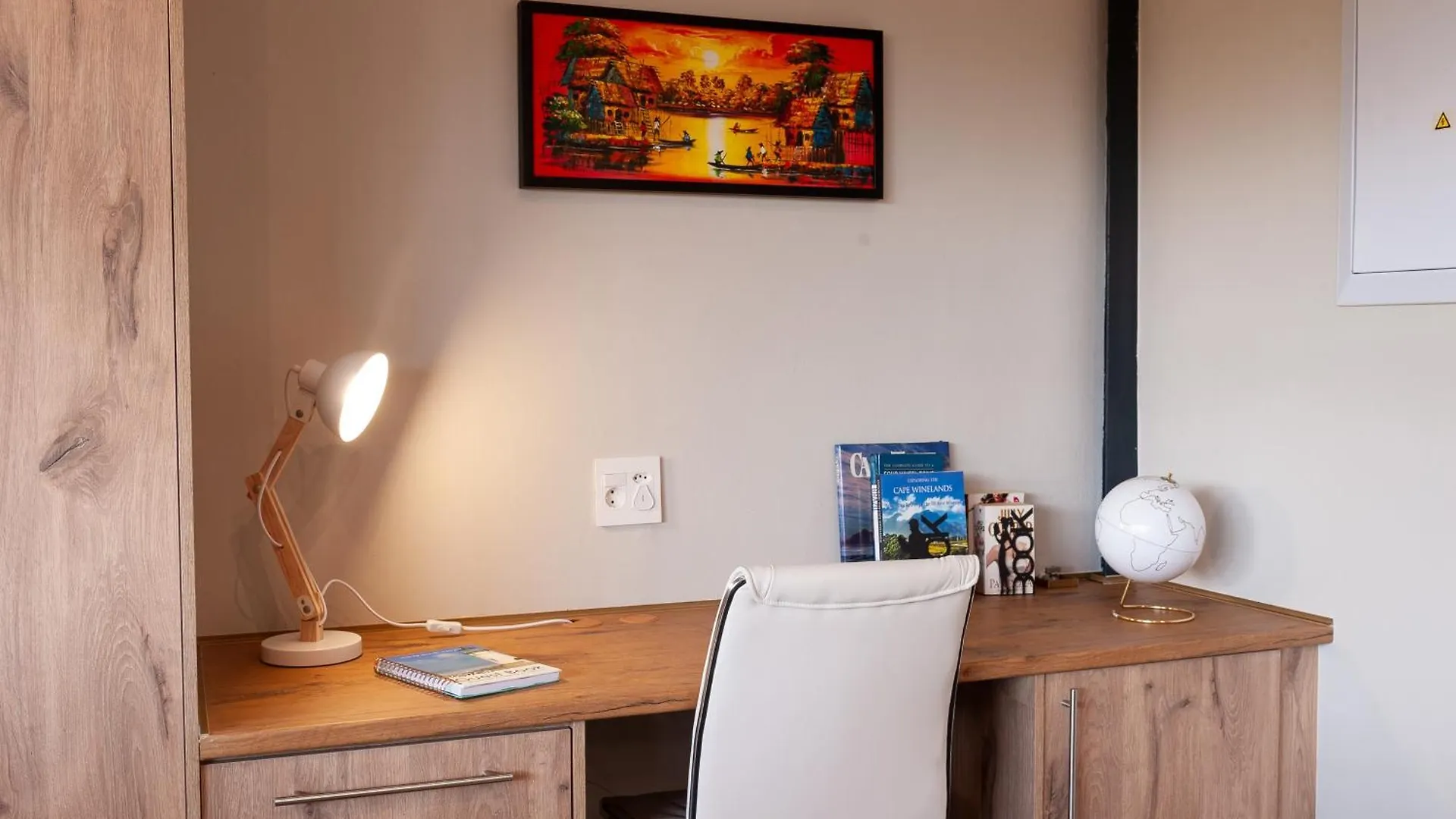 Villa The Glass Castle Retreat Sir Lowry Pass Sudafrica