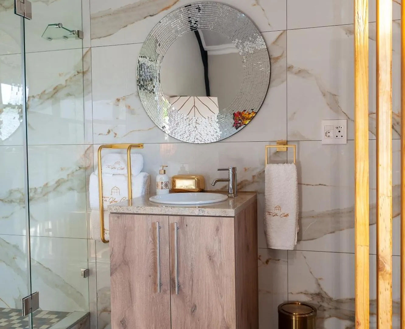 Villa The Glass Castle Retreat Sir Lowry Pass