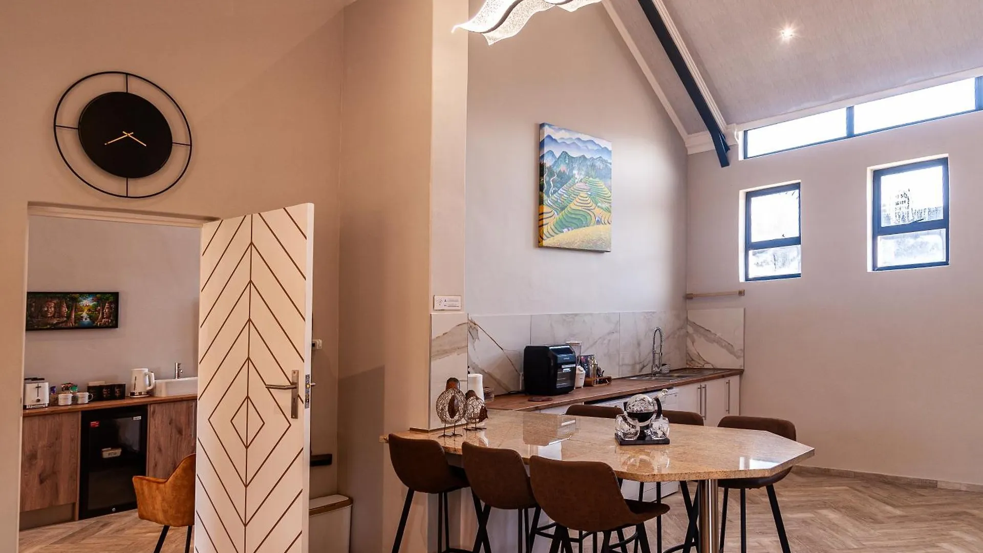 The Glass Castle Retreat Sir Lowry Pass 0*,  Sudafrica